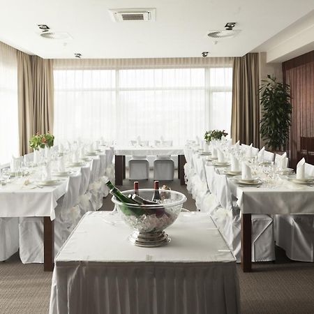 Wellness Hotel Abacie Нови-Їчін Екстер'єр фото
