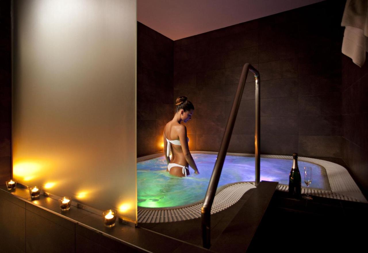 Wellness Hotel Abacie Нови-Їчін Екстер'єр фото