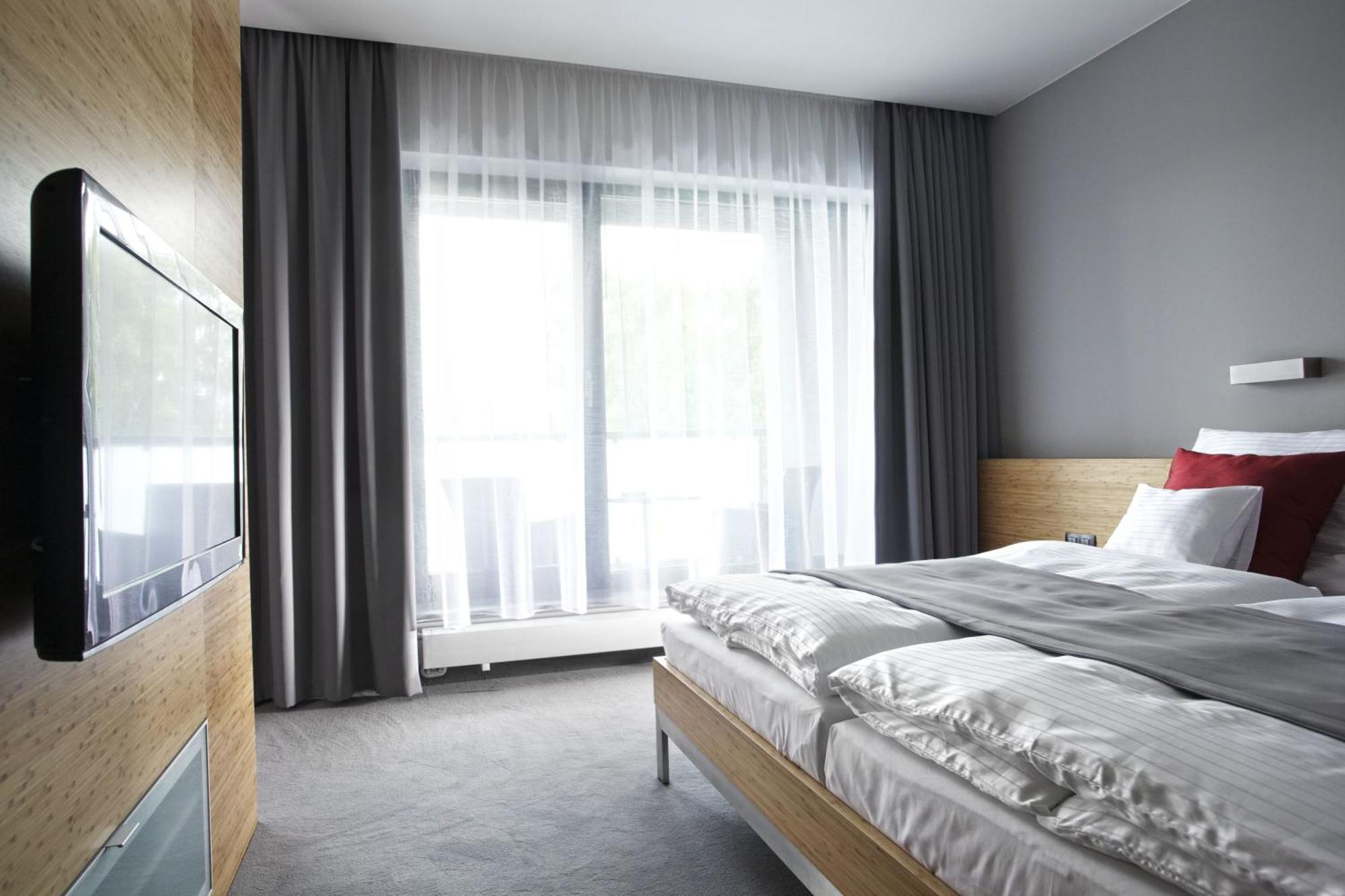 Wellness Hotel Abacie Нови-Їчін Екстер'єр фото